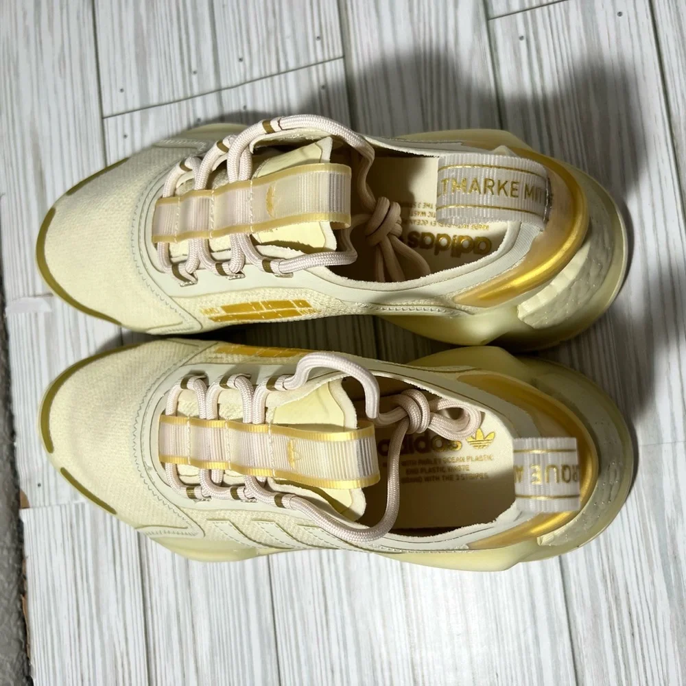 Adidas NMD V3 Women's Running Shoes sneaker off white‎ sand Size 7 GZ2135